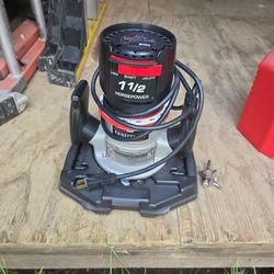 Craftsman Router