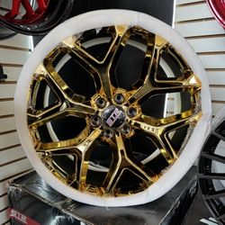 Gold Snowflakes 24” 6x139.7 Payment Plan Options Available 
