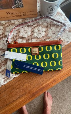 Oregon Large Slim Wristlet