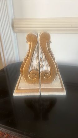 Gold/Cream Wall Sconce