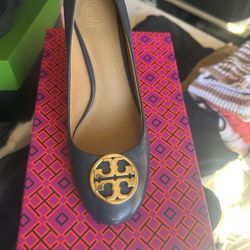 Tory Burch Size 8 