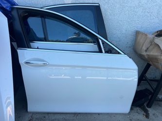 2013 BMW 535i passenger side front door