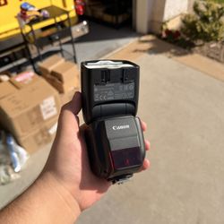 Canon Speedlite 430EX III-RT