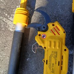 DEWALT 20V MAX Cordless Battery Powered Pole Pruner (Tool Only)