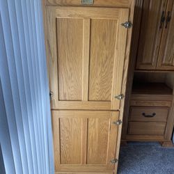 Furniture - Oak Cabinet With Side Return Desk