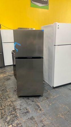 Refrigerador y estufa 24” sácalas a pagos