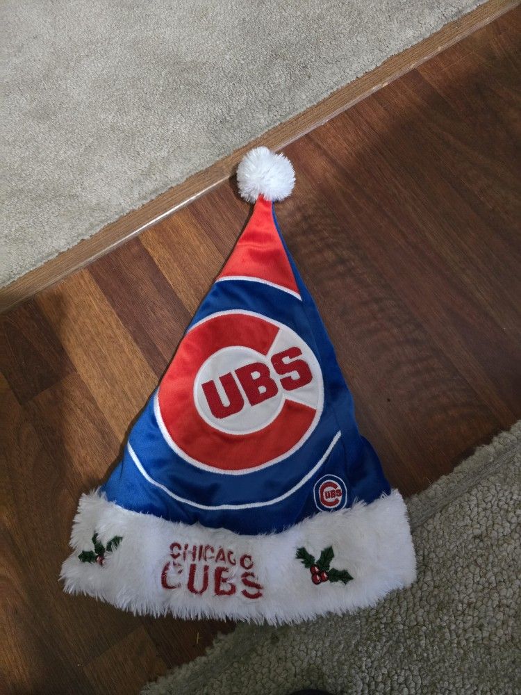 CHICAGO CUBS SANTA 🎅 HAT NEW