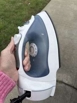 Black And Decker Iron 