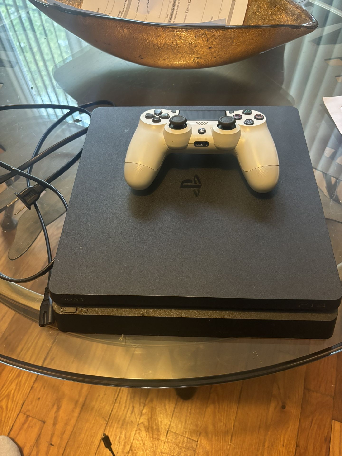 PS4