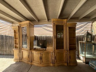 Wood tv set