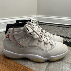 Jordan 11 Platinum Tint