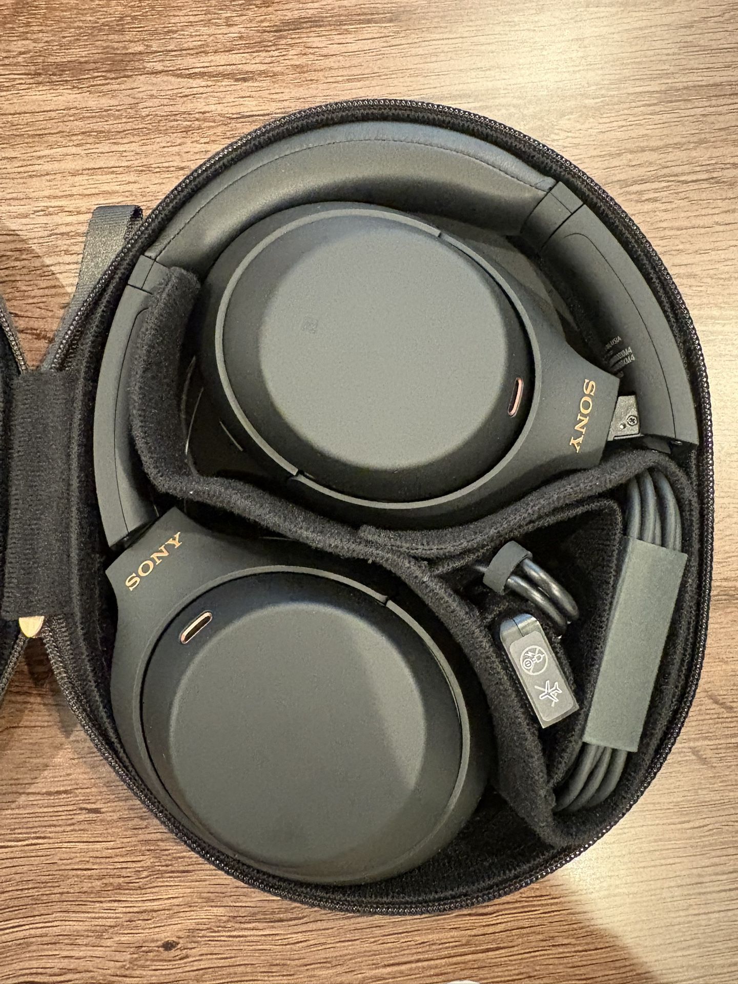 Sony WH-1000XM4 Wireless Premium Noise Canceling Overhead Headphones