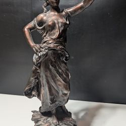 “Paix” Bronze Statue by Hippolyte Moreau – Signed Sculpture on Wood or Resin Base

