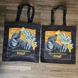 HOLLOWEEN SET OF 2  BUTTERFINGER " THE OFFICIAL CANDY BAR OF SPIRIT" TRICK  OR  TREAT CANVAS  BAGS 
