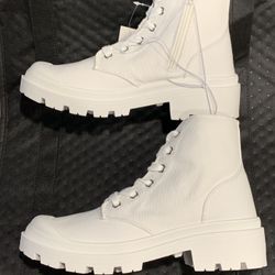 White Platform High Tops by Union Bay- NEW Size 7
