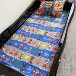 Paw patrol Twin size kids bed sheets set / Fitted, Flat Sheets & Pillowcase (bed frame, mattress and pillow not included)