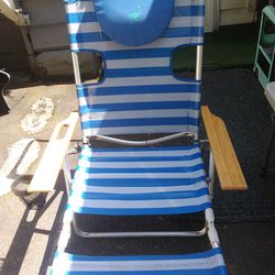 Fully Ajustable Beach/pool Chair