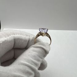10k Gold Ring 