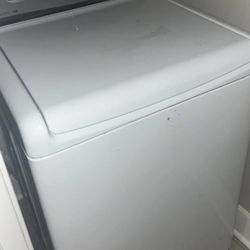 Very Nice Whirlpool Cabrio Washer And Dryer