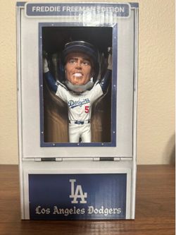 Freddie freeman 18th inning bobblehead