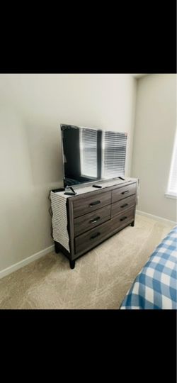 Selling everything really cheap