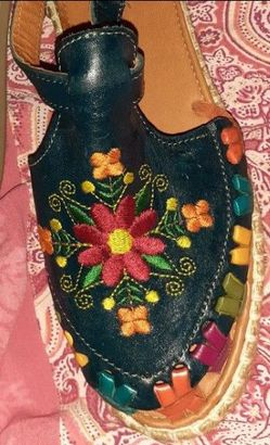 Artisanal Leather shoes Huaraches