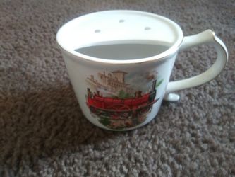 London Tea cup Collectible