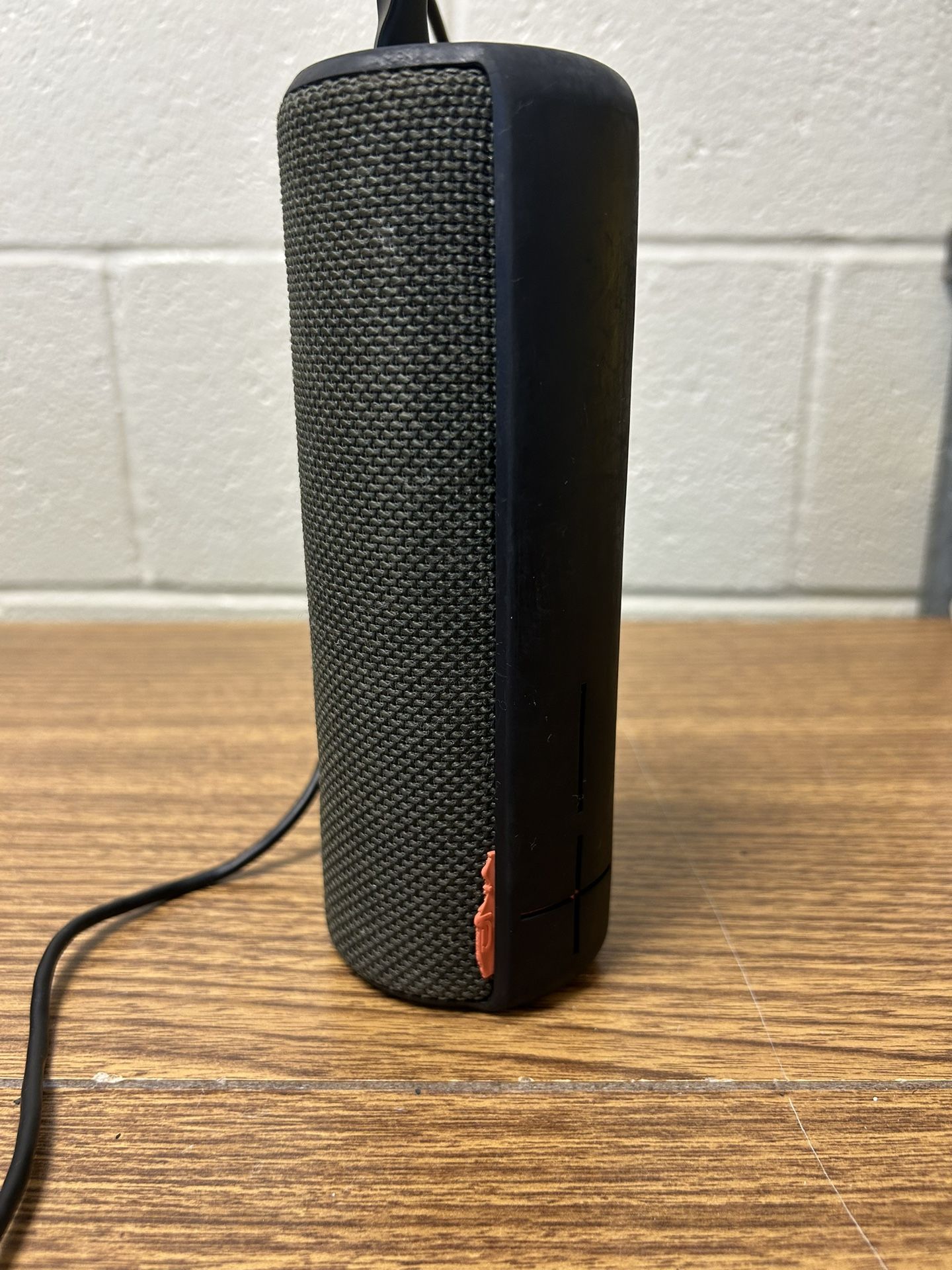 Ue Boom 2 Bluetooth Speaker
