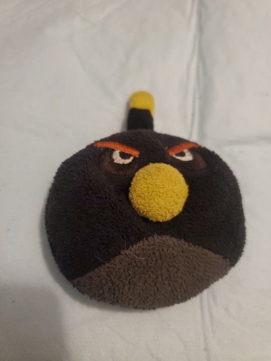 Angry Birds Plush Black Bomb Soft Beanie Bird Stuffed 2011 Commonwealth