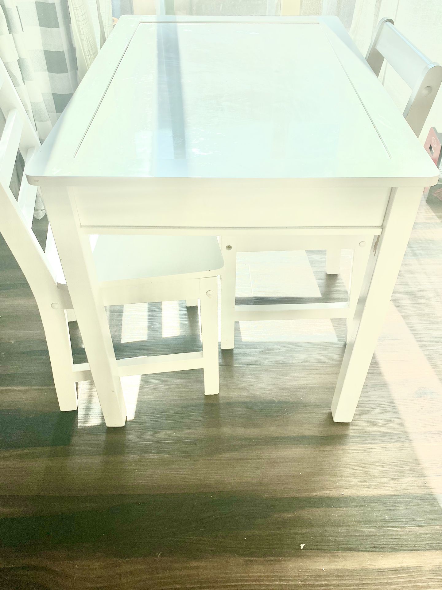 Kids craft table/desk