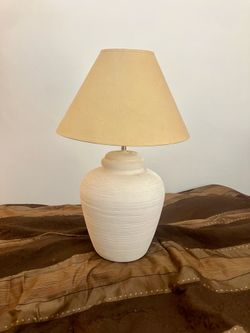 Vintage Alsy Large Beehive Table Lamp - Perfect Working Condition