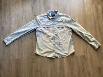 American Eagle Outfitters Cowgirl XL Light Wash Denim Western Pearl Snap Shirt