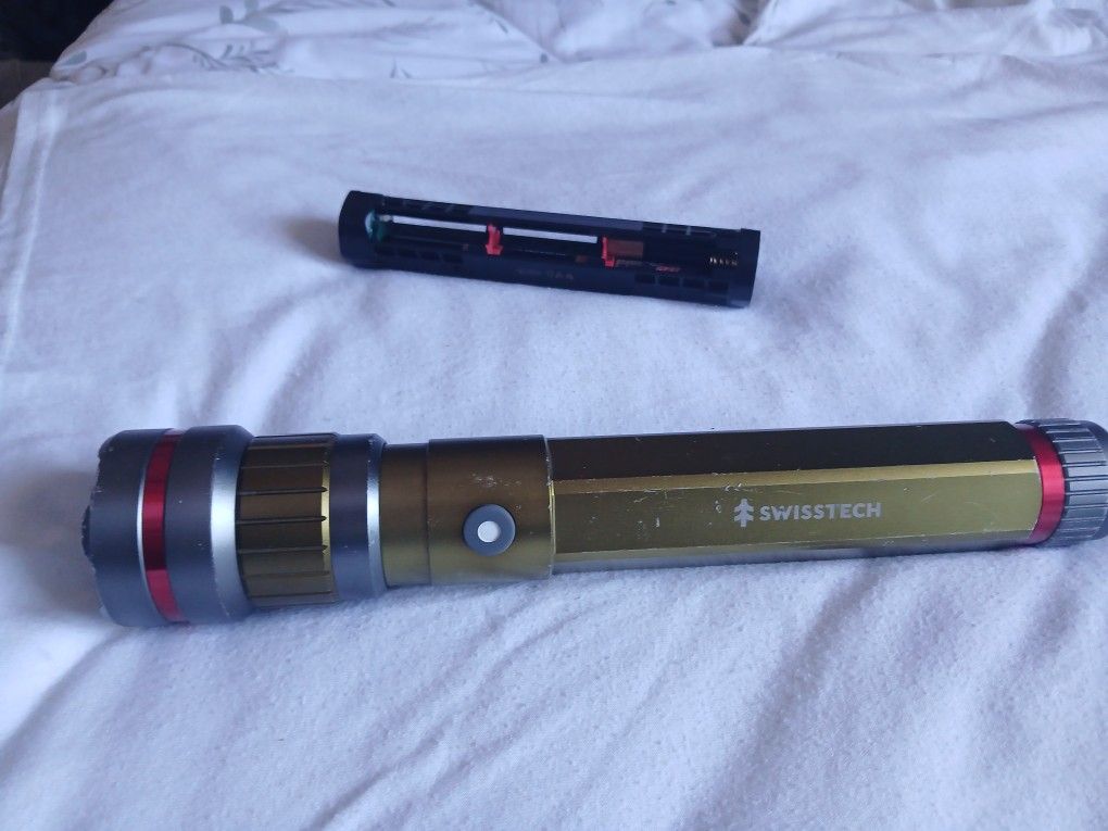 Swisstech 'Waterproof' Flashlight