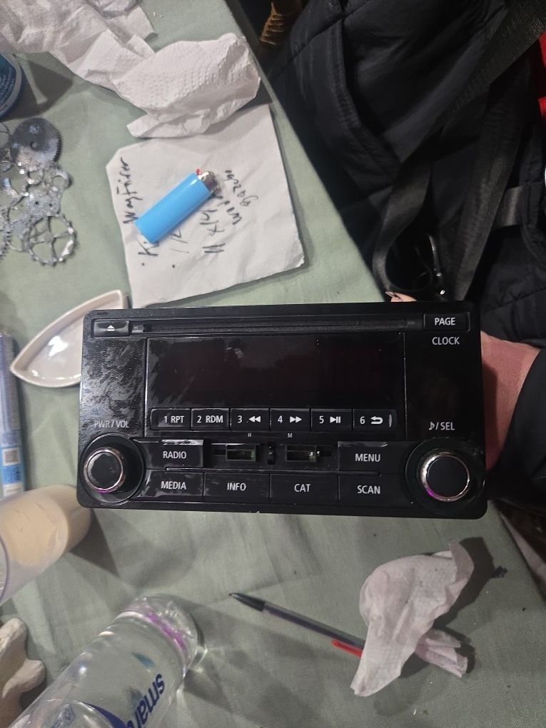 Mitsubishi Fully Functional Stock Car Stereo Works Great