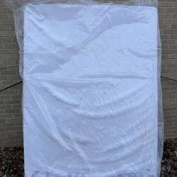 FREE QUEEN SIZE MATTRESS!!!