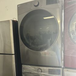 Open Box LG Washer+Dryer Set  1 Year Warranty (delivery+install Available) 