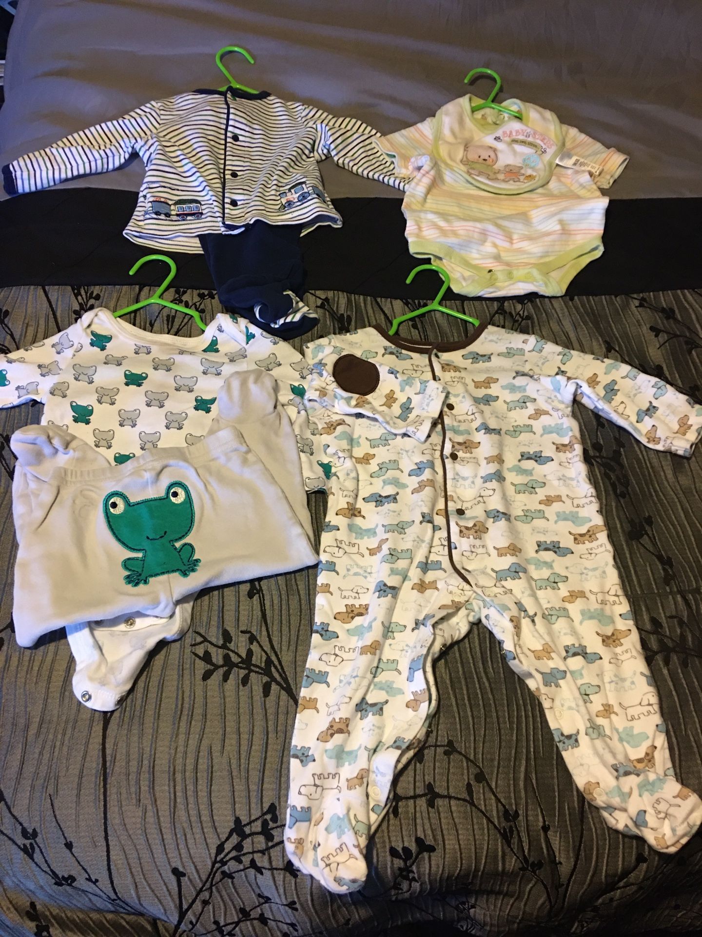 6-9 month boy outfits (4 outfits)