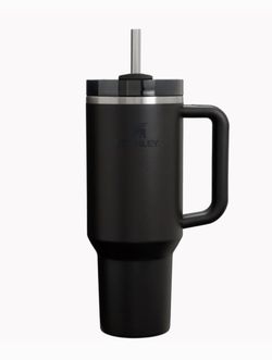 Stanley 40oz Black Tumbler  Thermos Flowstate Straw Cup 
