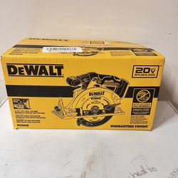 DEWALT 20V MAX Cordless Brushless 6-1/2 in. Circular Saw (Tool Only)