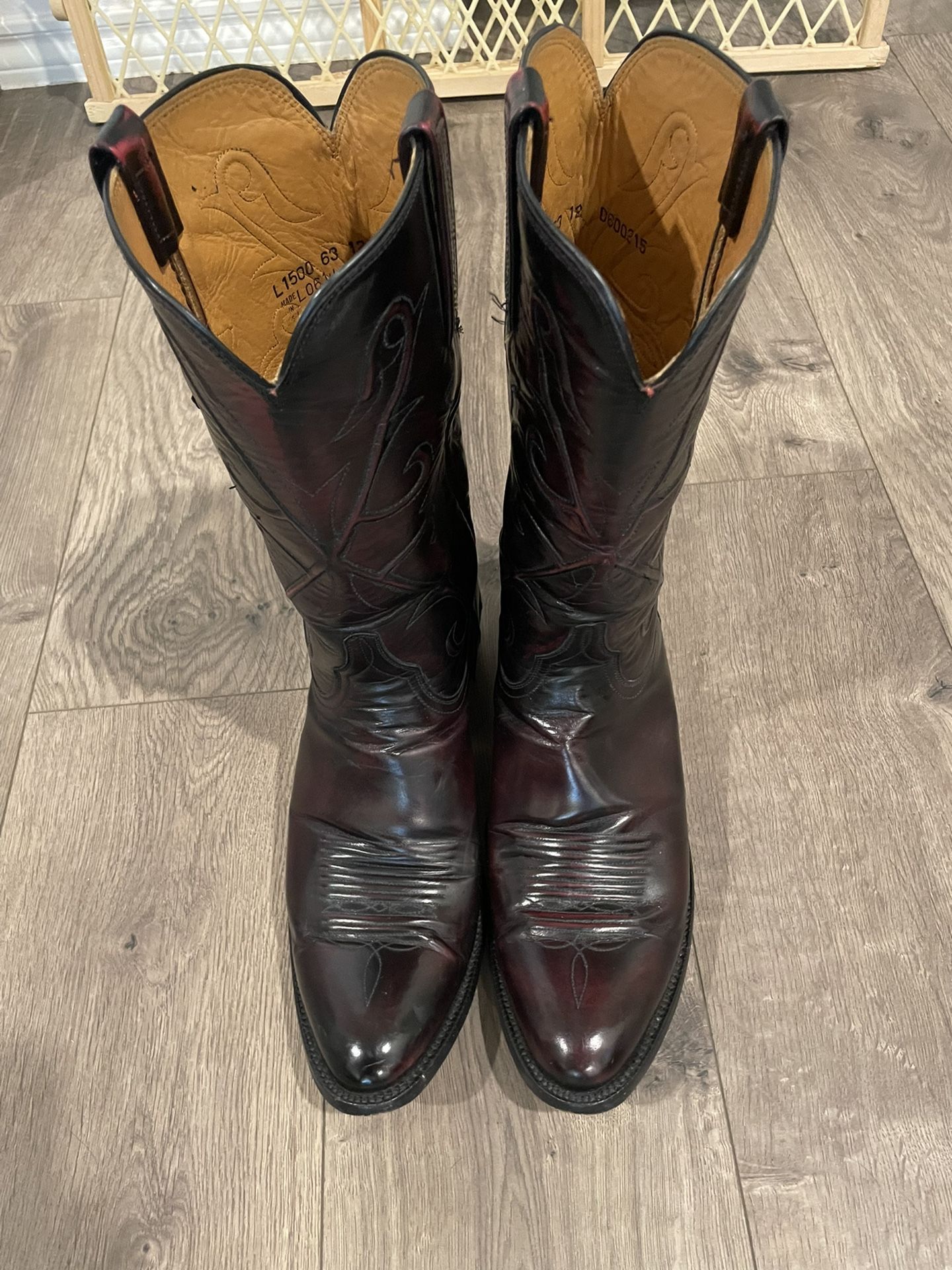 Lucchese Classic Kangaroo In Black Cherry