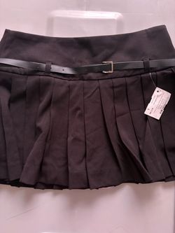 Black skirt