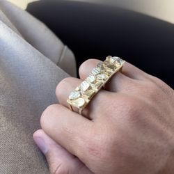 10k Two Finger Ring Trade