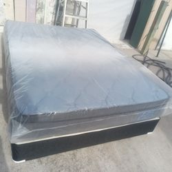 New Queen Pillowtop Mattress And Box Spring 