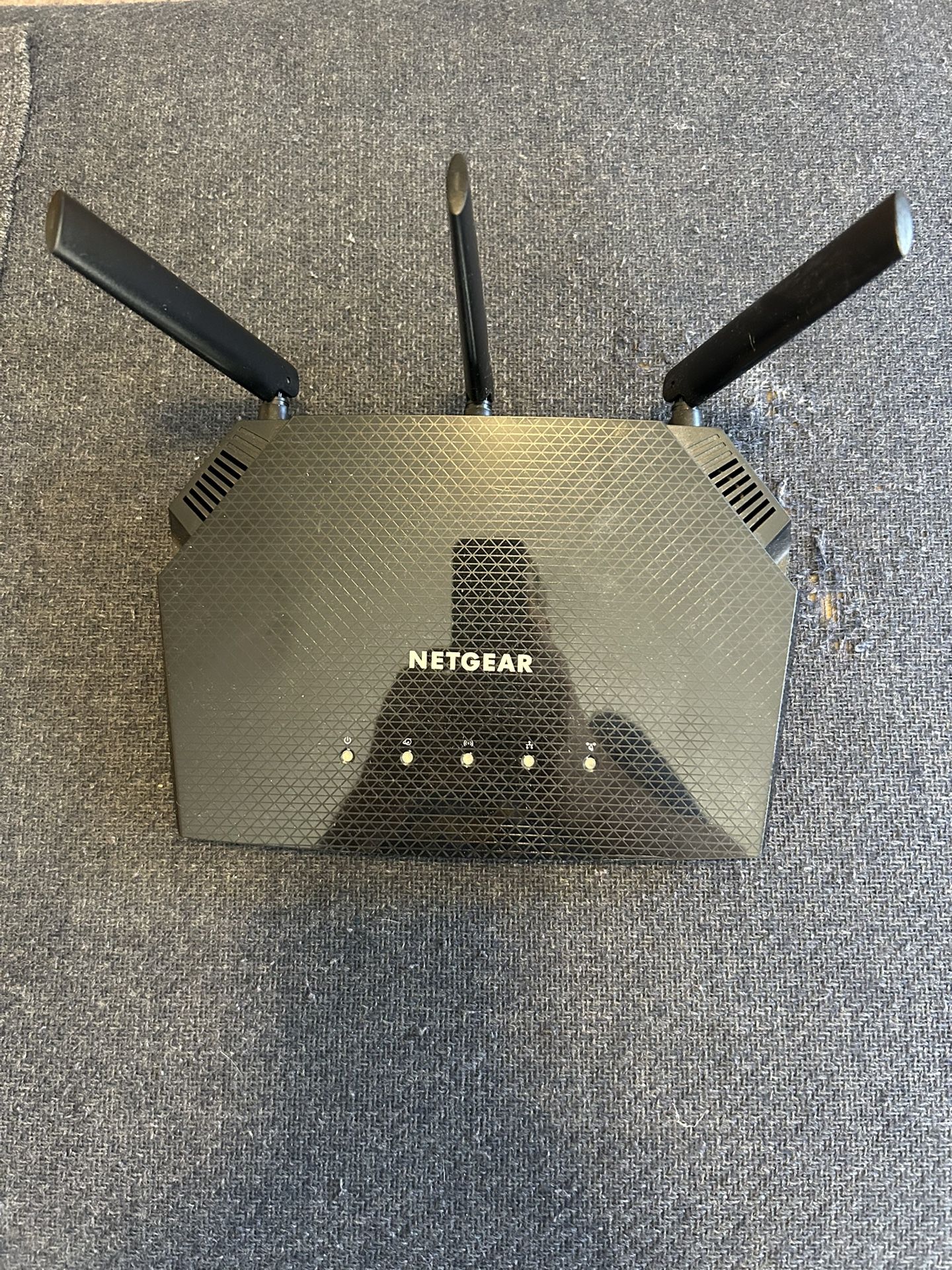Netgear AX1800 WiFi Router