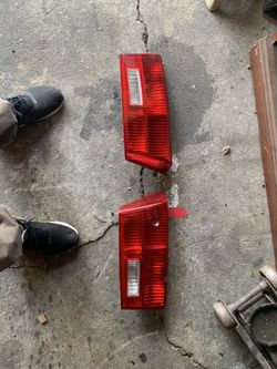 2005 Honda Accord Trunk Brake Light