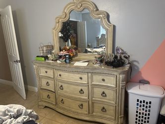 Queen Size Bedroom Set With Mattress 