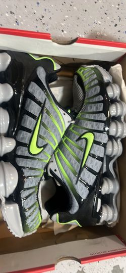 Nike Shox TL Wolf Grey/Lime Blast-Black size 9.5