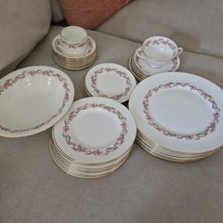 Valmont China, Briar Rose Edition 