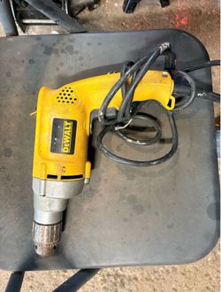 Dewalt drill drywall screw gun