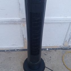 Oscillating Tower Fan Works Perfect 